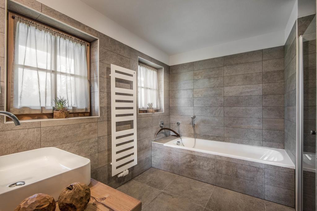 לה ואלה Mountain Chalet Pia מראה חיצוני תמונה