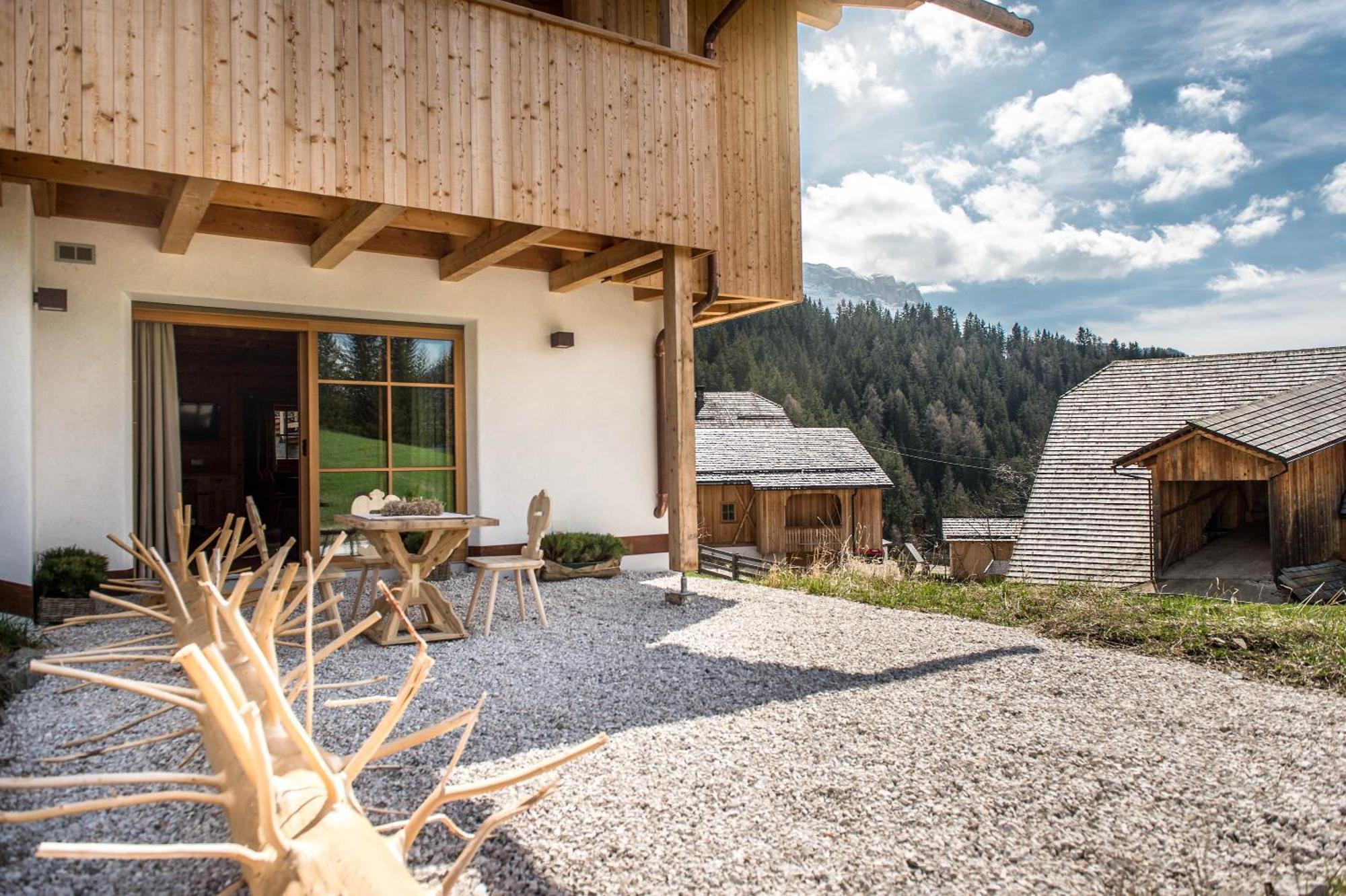 לה ואלה Mountain Chalet Pia מראה חיצוני תמונה